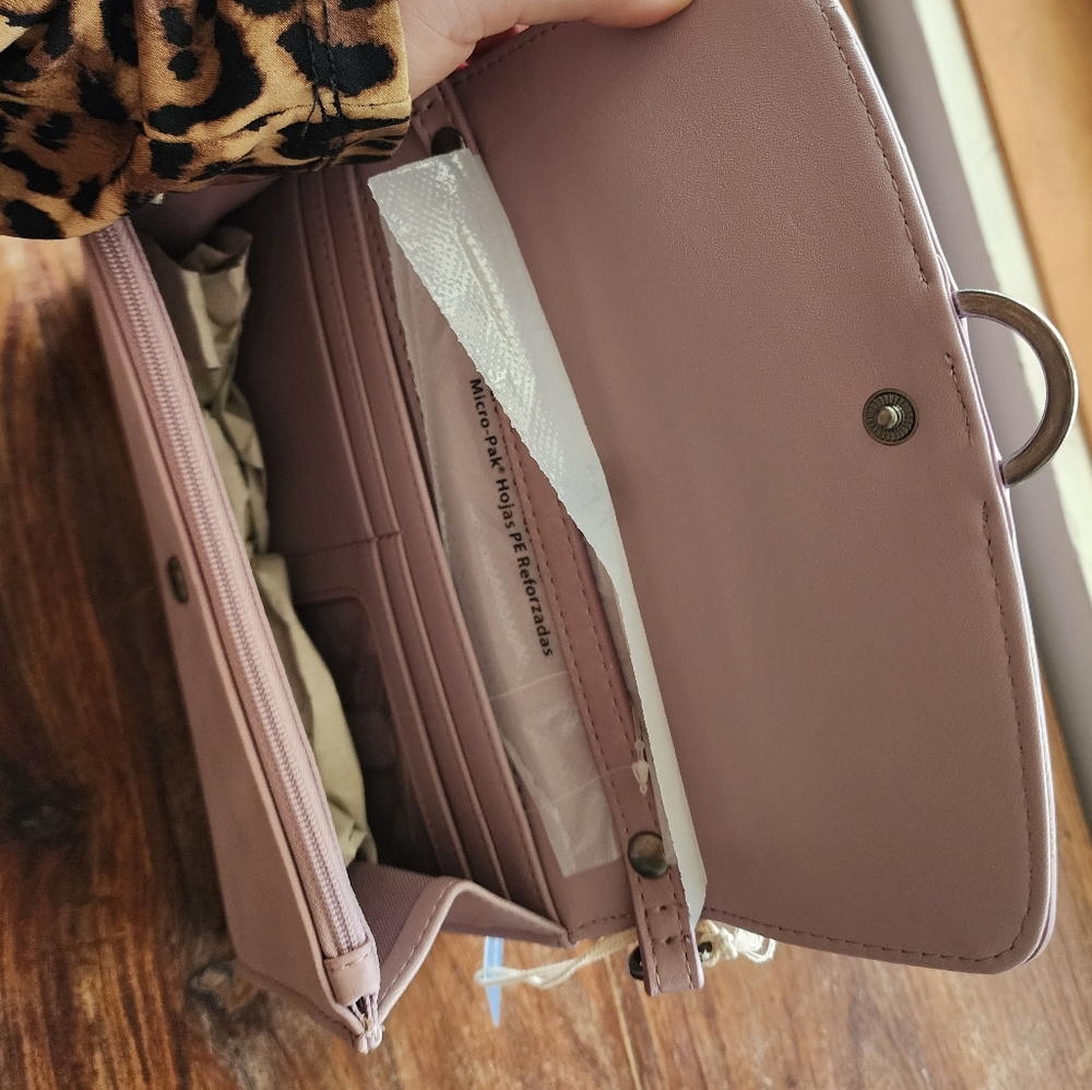Universal Thread Dusty Rose Purse - Picture 2 of 5